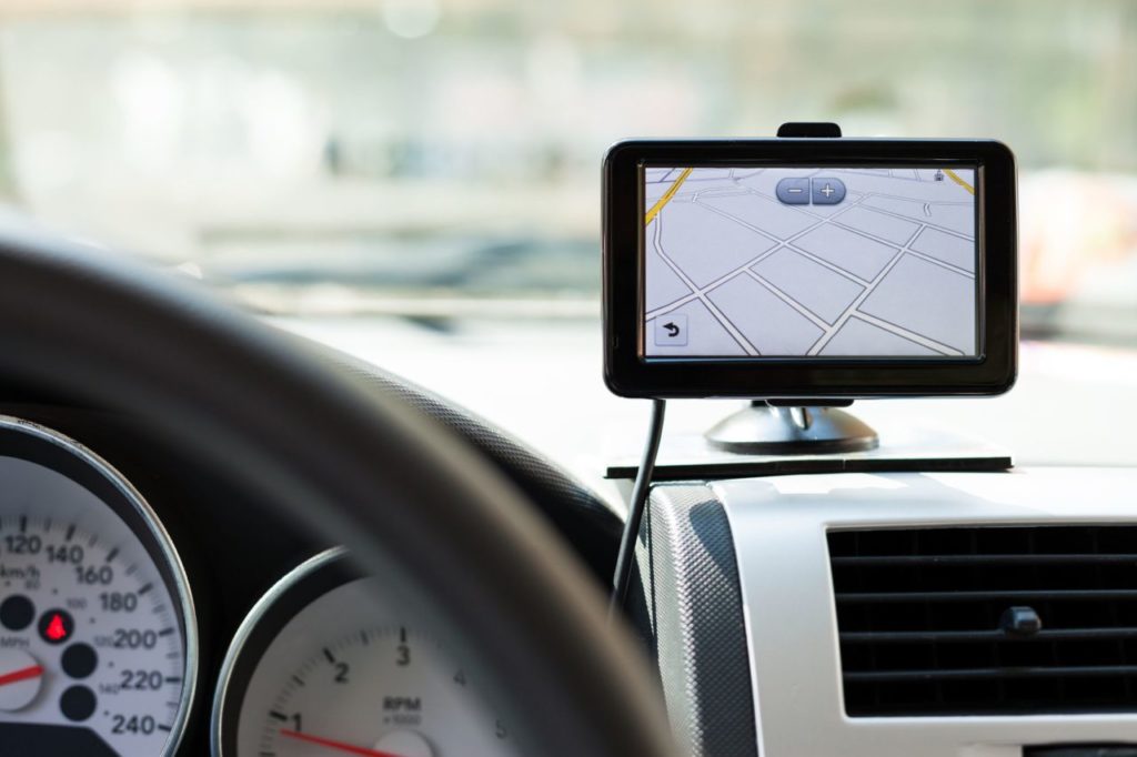 Лучшие автомобильные GPS навигаторы 2023 года – обзор моделей